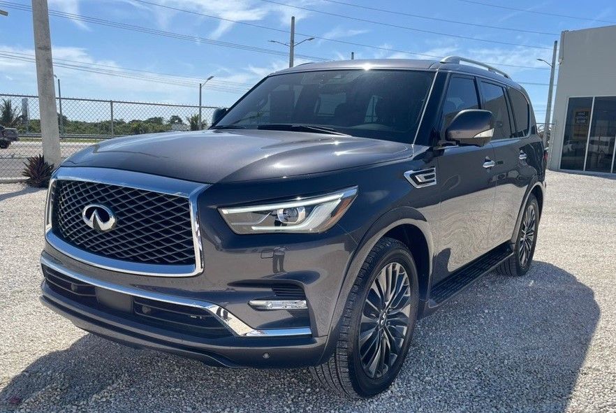 Infiniti QX80
