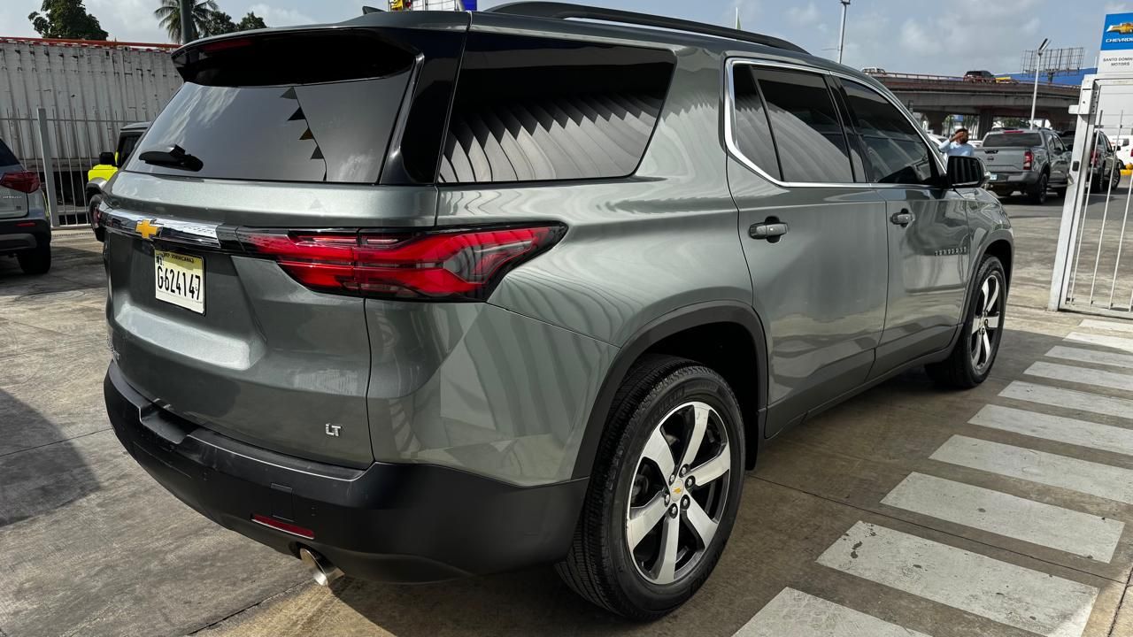 Chevrolet Traverse foto 3