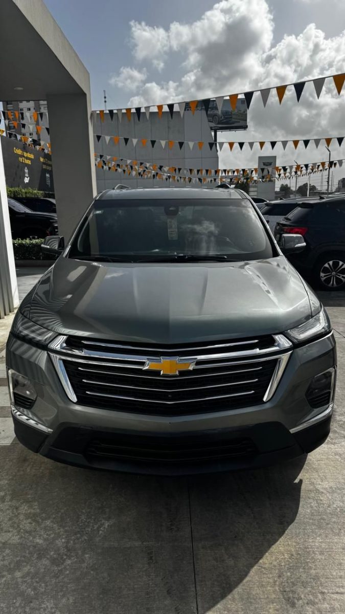 Chevrolet Traverse foto 2