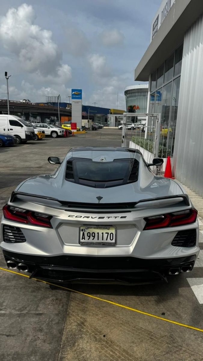 Chevrolet Corvette foto 2