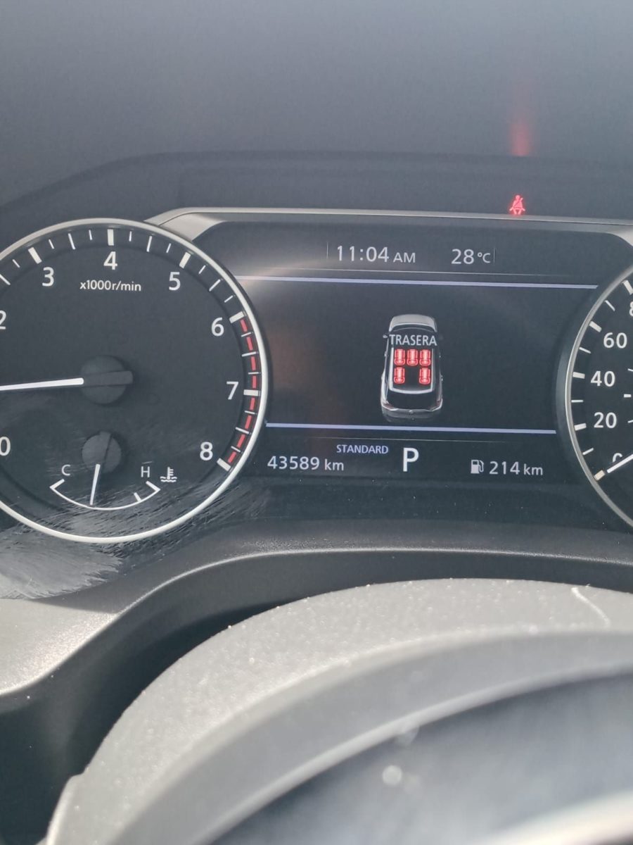 Nissan xtrail advance foto 2