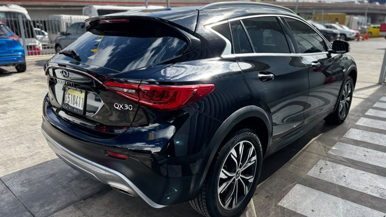 Infiniti QX50 foto 4