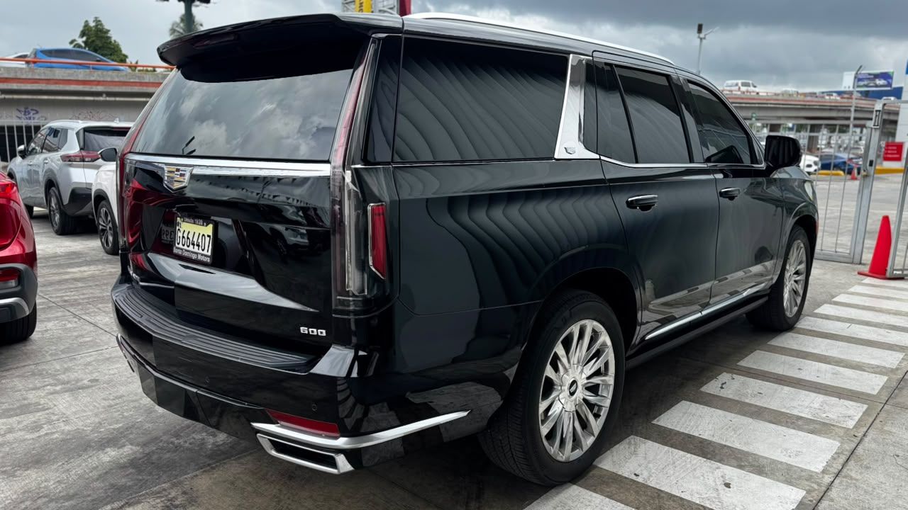Cadillac Escalade foto 3