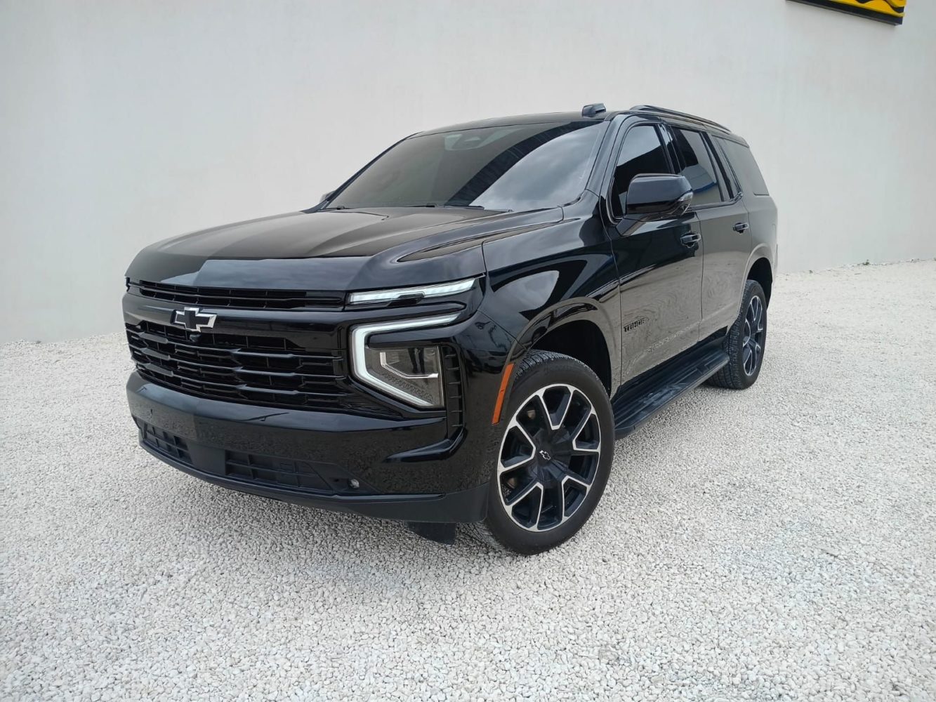 Chevrolet TAHOE RST
