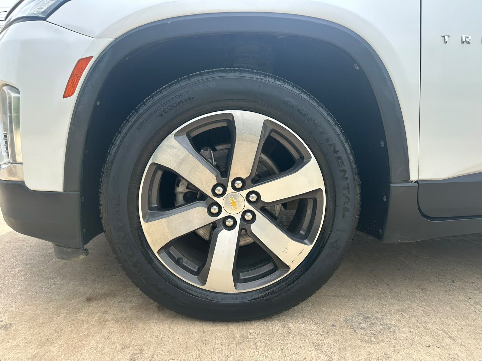 Chevrolet Traverse foto 2
