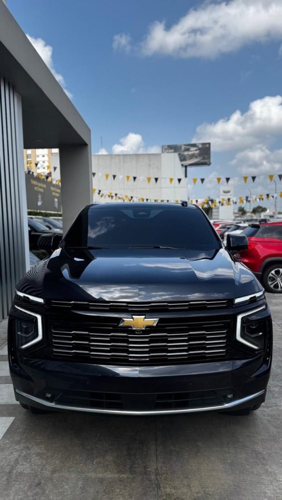 Chevrolet Tahoe foto 2