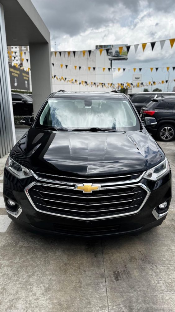 Chevrolet Traverse foto 2