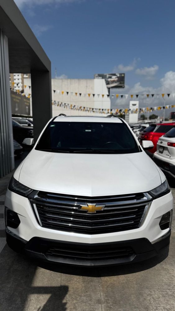 Chevrolet Traverse foto 2
