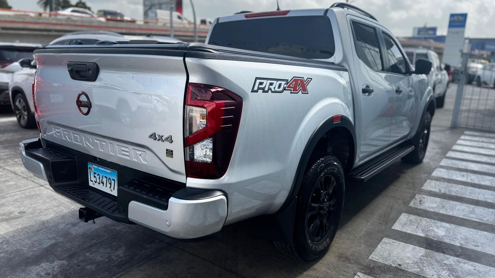 Nissan Frontier foto 3