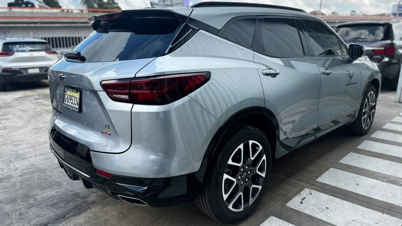 Chevrolet Blazer foto 3