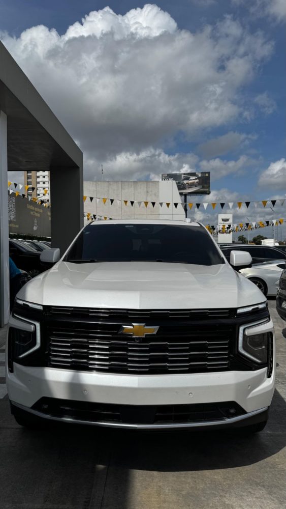 Chevrolet Tahoe foto 2