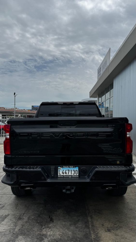Chevrolet Silverado foto 4