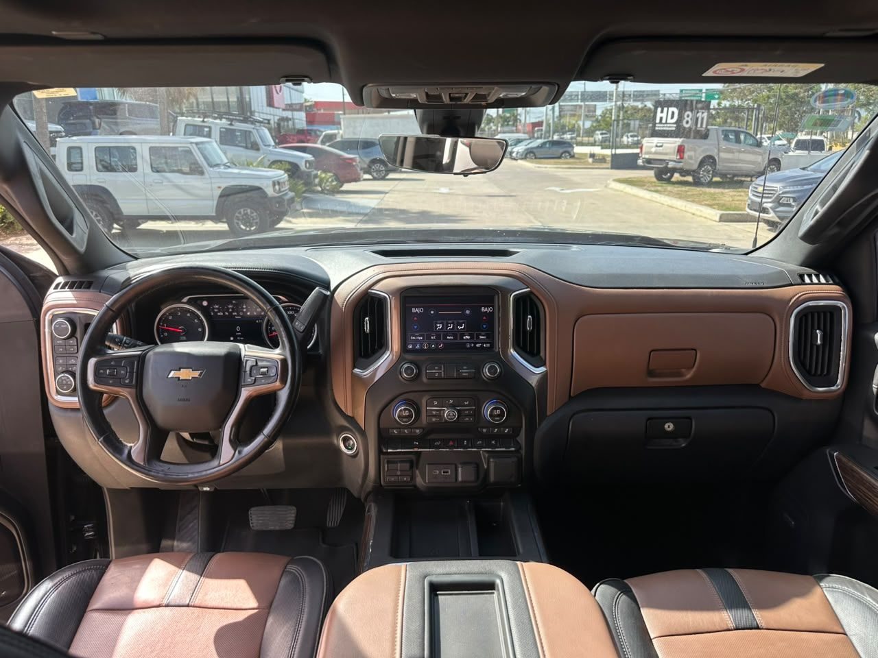 Chevrolet Silverado foto 2